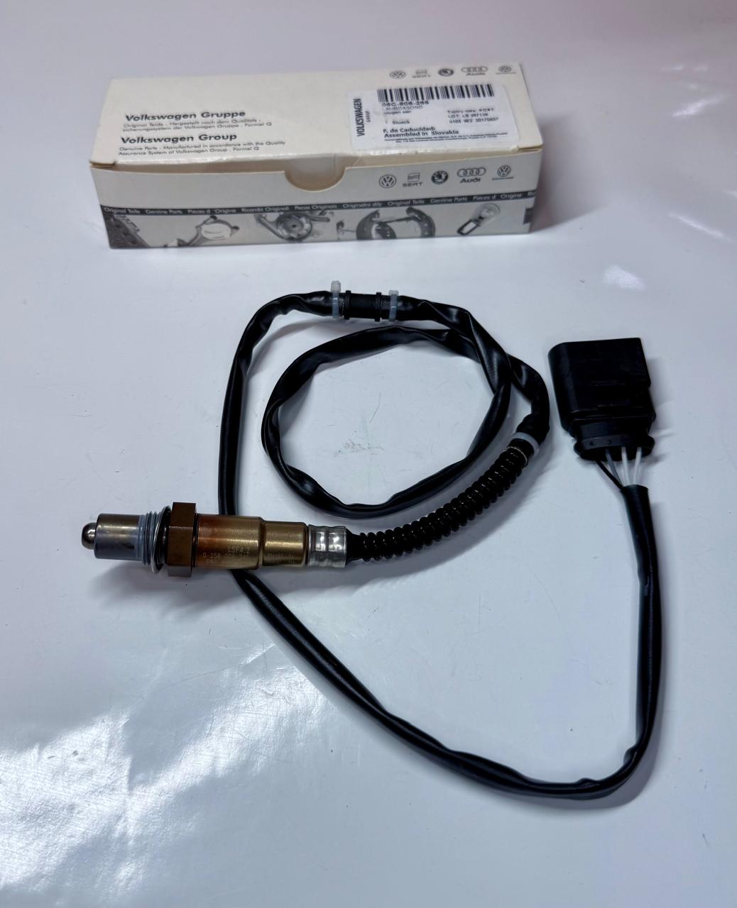 SENSOR OXIGENO B2 LARGO JETTA 2LT 01-05