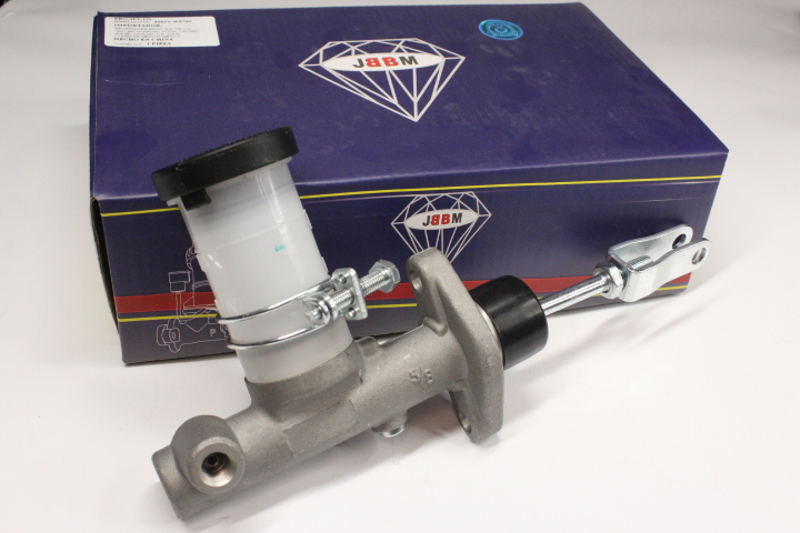 BOMBA DE CLUTCH NISSAN DATSUN 1977-1984