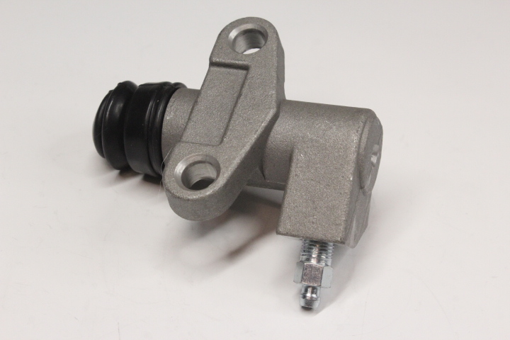 BOMBA DE CLUTCH SECUNDARIA NISSAN DATSUN 1979-1984 