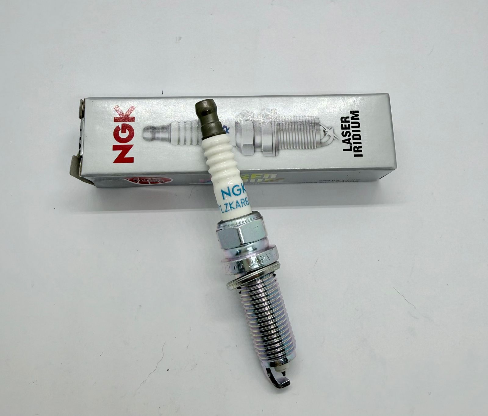 BUJIA LASER IRIDIUM VERSA 2012-2019 MARCH 1.6 2011-2024 CAJA 4 BUJIAS